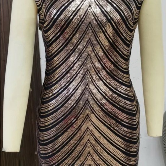 SHEIN Black and Gold Sequin Short Sleeve Party Dress - Size 12 - Picture 3 of 6
